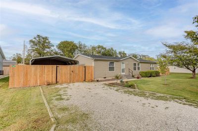 18819 Maple Street, House other with 2 bedrooms, 2 bathrooms and null parking in Carlyle IL | Image 2