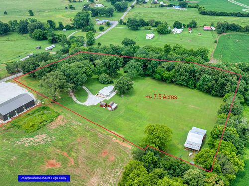 1017 Bells Mill Rd, Pelham, TN, 37366-6044 | Card Image