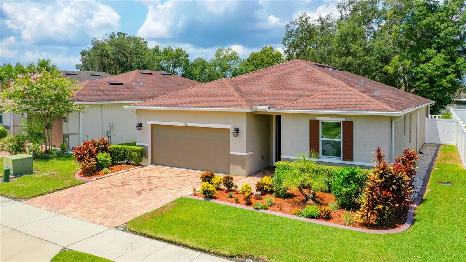 Macintosh Rd, Land O Lakes, FL 34639