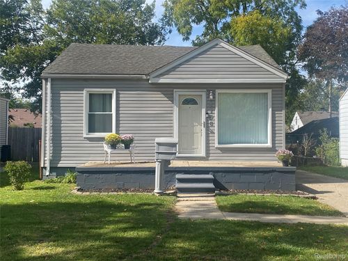 4196 Gloria St, Wayne, MI, 48184-2253 | Card Image