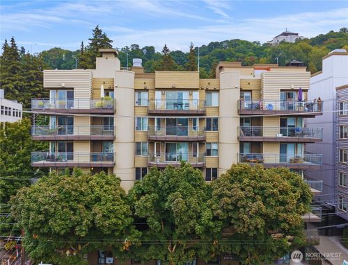 apt-105-1550 Eastlake Ave E, Seattle, WA, 98102-3733 | Card Image