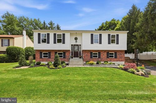 737 Vance Dr, GLENSIDE, PA, 19038-1319 | Card Image