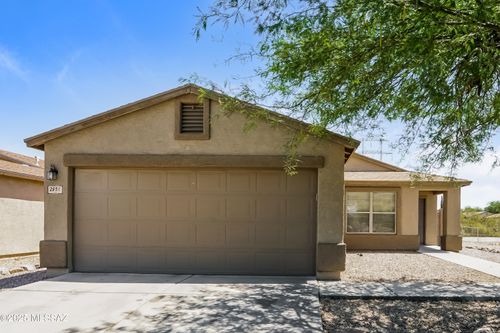 2851 E Liverpool Dr, Tucson, AZ, 85706-3673 | Card Image