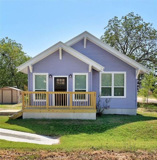 719 3rd St, Taylor, TX, 76574-2837 | Card Image