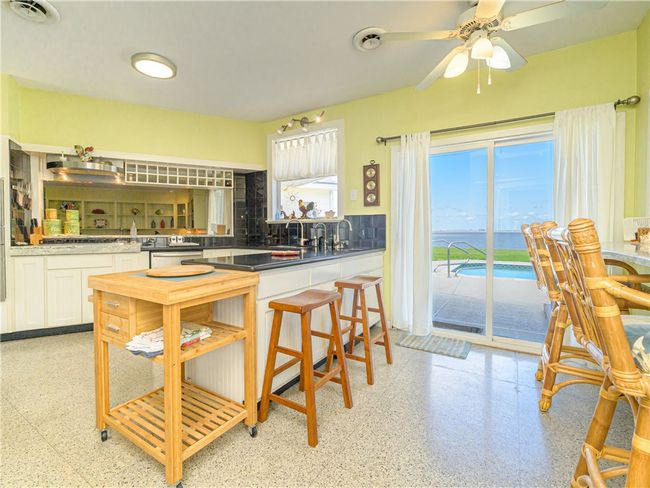 1170 S Virginia St, House other with 4 bedrooms, 4 bathrooms and null parking in Port Lavaca TX | Image 16