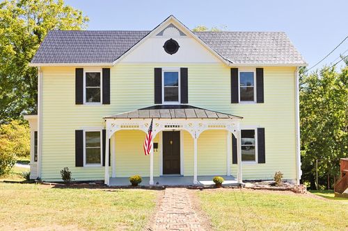 145 E Withers Rd, Wytheville, VA, 24382-3131 | Card Image