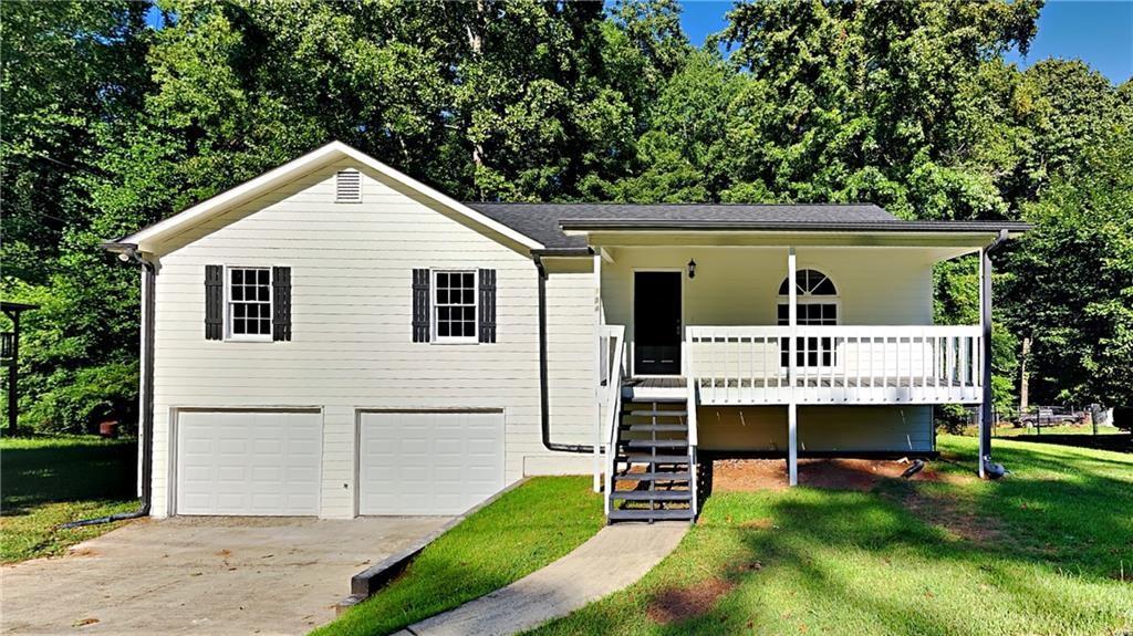 Landing Ln, Powder Springs, GA 30127