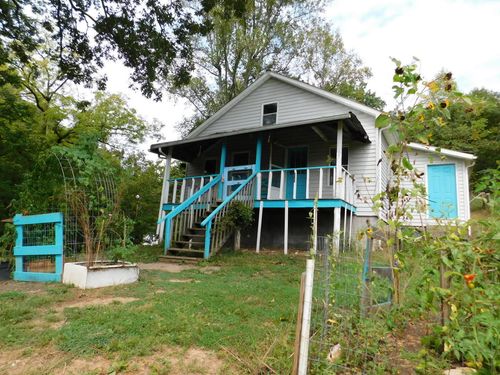 739 Loop Hollow Rd, New Tazewell, TN, 37825-2213 | Card Image