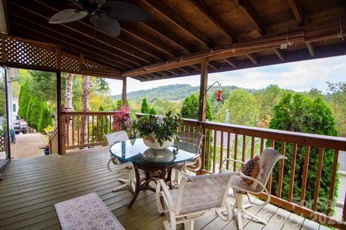 304 Golden Aster Rd, Swannanoa, NC, 28778-8200 | Card Image