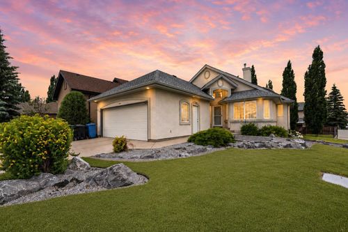 109 Cranwell Pl Se, Calgary, AB, T3M1A2 | Card Image
