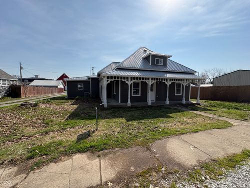 151 S Grant St, Cloverdale, IN, 46120-9005 | Card Image