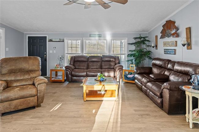 24761 Willow Branch Rd, House other with 3 bedrooms, 2 bathrooms and null parking in Flemington MO | Image 4