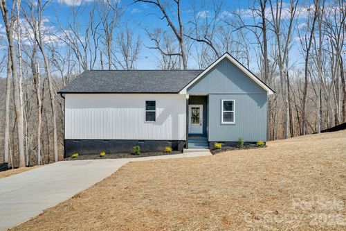 122 Plumtree Ln, Statesville, NC, 28677-2021 | Card Image