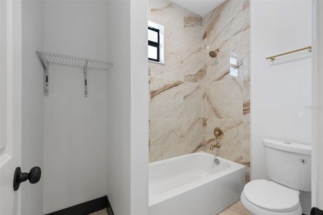 8421 Marlanas Pl, House other with 5 bedrooms, 3 bathrooms and null parking in Tampa FL | Image 22
