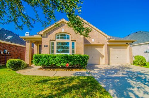 30 Signal Hill Dr, Manvel, TX, 77578-3291 | Card Image
