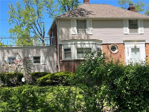 4385 Silsby Rd, University Heights, OH, 44118-3963 | Card Image