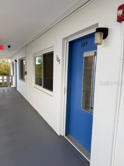 apt-309-11251 80th Ave, SEMINOLE, FL, 33772-4635 | Card Image