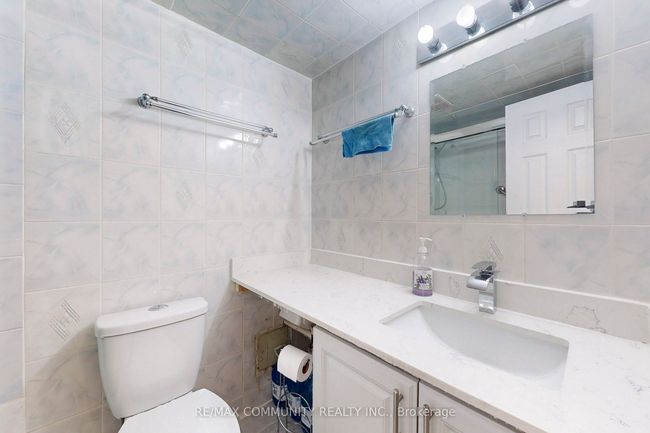 823 - 4645 Jane St, Condo with 2 bedrooms, 1 bathrooms and 1 parking in North York ON | Image 11