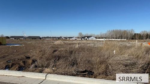 6355 Slider Ln, Idaho Falls, ID, 83401-1168 | Card Image