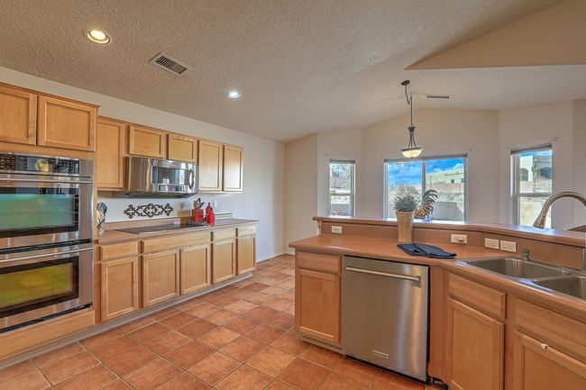 2509 Flagstone Road Ne, House other with 4 bedrooms, 1 bathrooms and null parking in Rio Rancho NM | Image 13