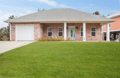 119 Winters Ln, Long Beach, MS, 39560-6051 | Card Image