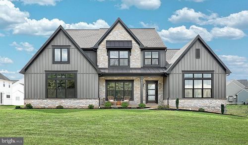 217 Dahlia Cir, LEBANON, PA, 17042-9806 | Card Image