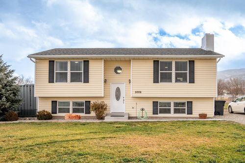 5006 Tomahawk Dr, Enoch, UT, 84721-7644 | Card Image