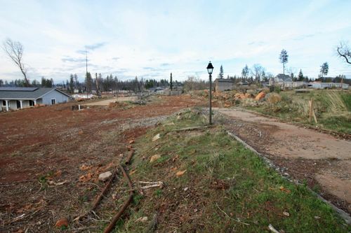 857 Central Park Dr, Paradise, CA, 95969-3349 | Card Image