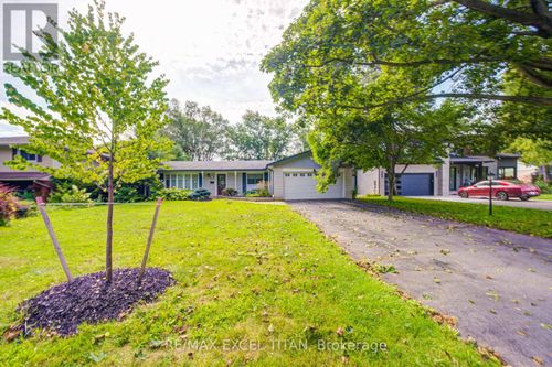 1566 Venetia Dr, Oakville, ON, L6L1K7 | Card Image