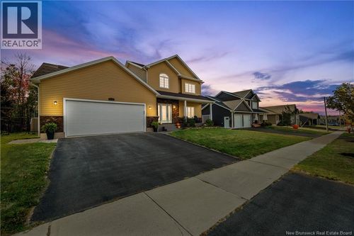 165 Erinvale Dr, Moncton, NB, E1A5S8 | Card Image