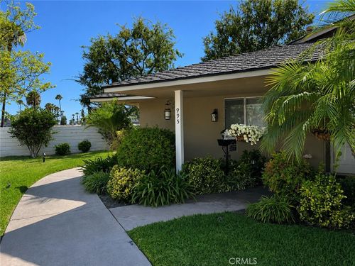 995 Glencliff St, La Habra, CA, 90631-6426 | Card Image