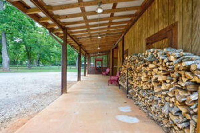 thumbnail-01920046-f7e3-70ca-8a46-2f3b07 | Image 51