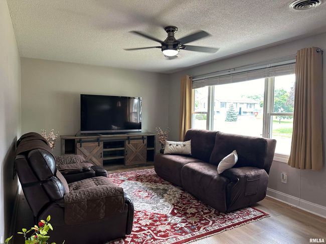 1439 Rosehill Ave, House other with 3 bedrooms, 2 bathrooms and null parking in Camanche IA | Image 13