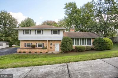 632 Adelia Street, House other with 4 bedrooms, 2 bathrooms and null parking in MIDDLETOWN PA | Image 1