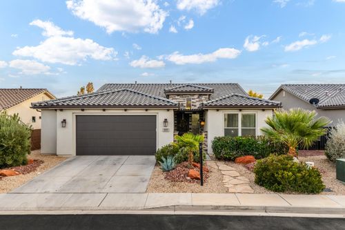 233 W Green Jade Dr, Washington, UT, 84780-3083 | Card Image