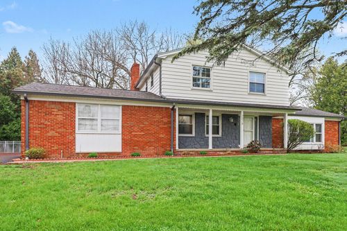 2028 E Hammond Lake Dr, Bloomfield Hills, MI, 48302-0127 | Card Image