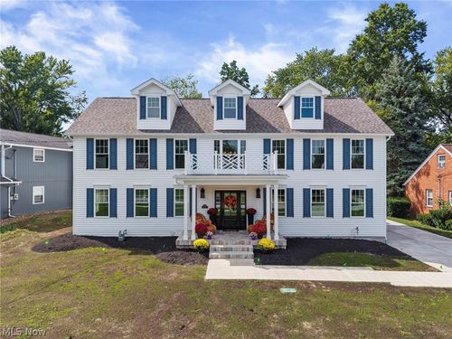 542 Humiston Dr, Bay Village, OH, 44140-3018 | Card Image