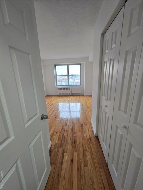 apt-7l-3412 113th St, Corona, NY, 11368-1428 | Card Image