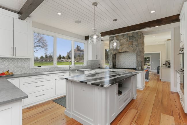 2 Meadows Edge, House other with 4 bedrooms, 5 bathrooms and null parking in Redding CT | Image 10