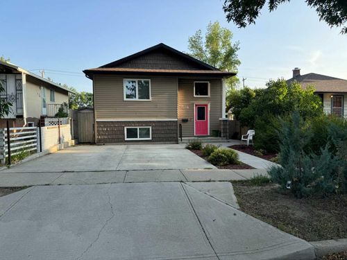 main-1718 6 Avenue N, Lethbridge, AB, T1H0T3 | Card Image
