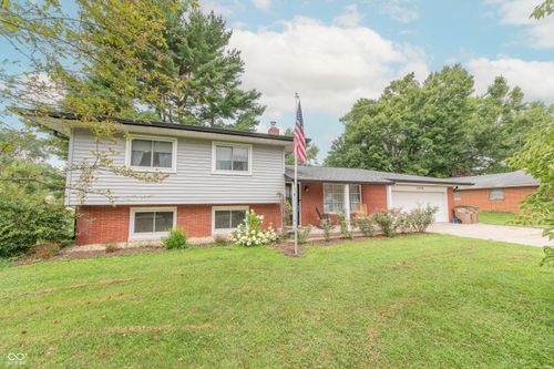 3350 Virginia St, Columbus, IN, 47203-2809 | Card Image