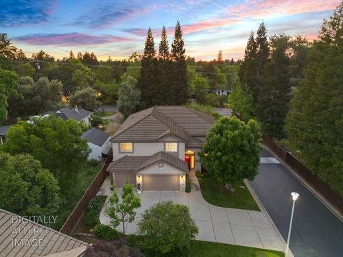 5500 Tierra Gardens Lane, Carmichael, CA, 95608 | Card Image