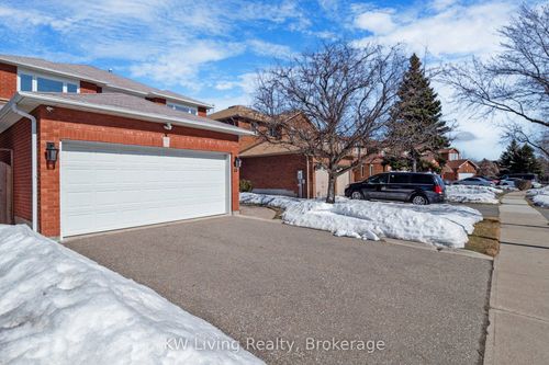3191 Turnstone Cres, Mississauga, ON, L5L5M1 | Card Image