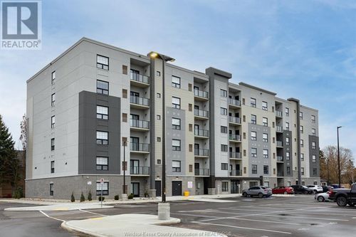 410-190 Main St E, Kingsville, ON, N9Y | Card Image
