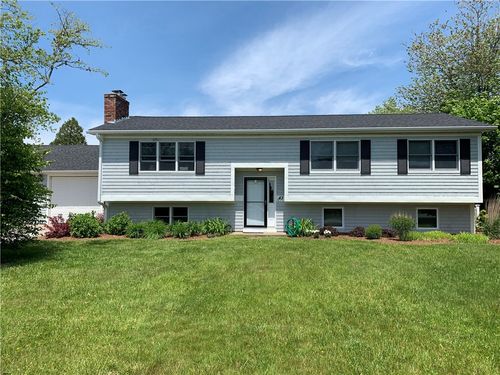 43 Lincoln Way, Narragansett, RI, 02882-5012 | Card Image