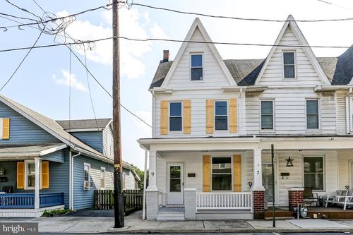 9 Jury St, HIGHSPIRE, PA, 17034-1008 | Card Image