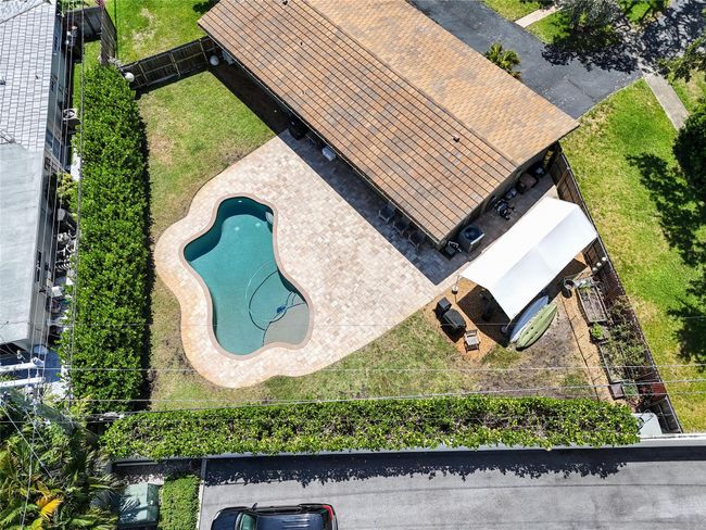 2141 Ne 49 Th St, House other with 3 bedrooms, 2 bathrooms and null parking in Lighthouse Point FL | Image 27