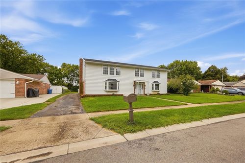 5880 Charlesgate Rd, Huber Heights, OH, 45424-1166 | Card Image