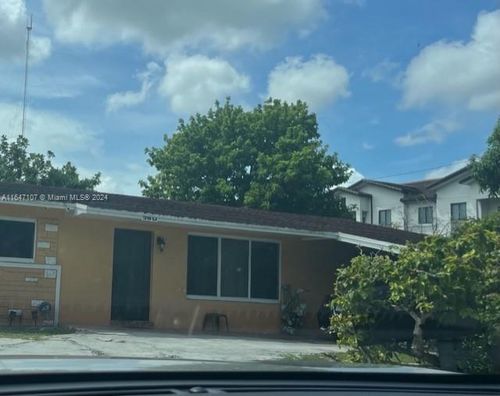 360 Nw 207th St, Miami Gardens, FL, 33169-2537 | Card Image