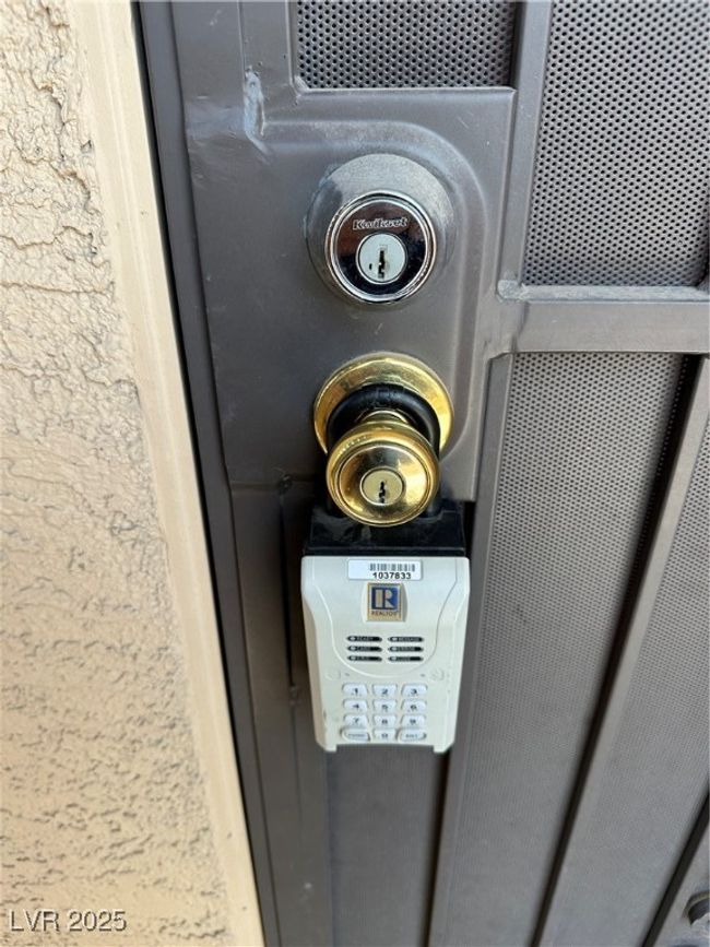 UNIT-351 - 4151 Sanderling Cir, Condo with 2 bedrooms, 2 bathrooms and null parking in Las Vegas NV | Image 4